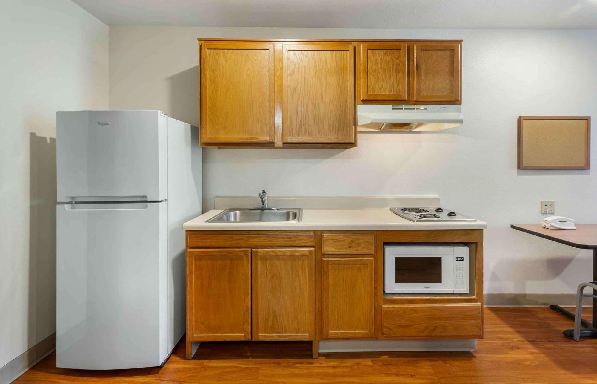Extended Stay America Select Suites - Akron - South Portage Lakes Bagian luar foto